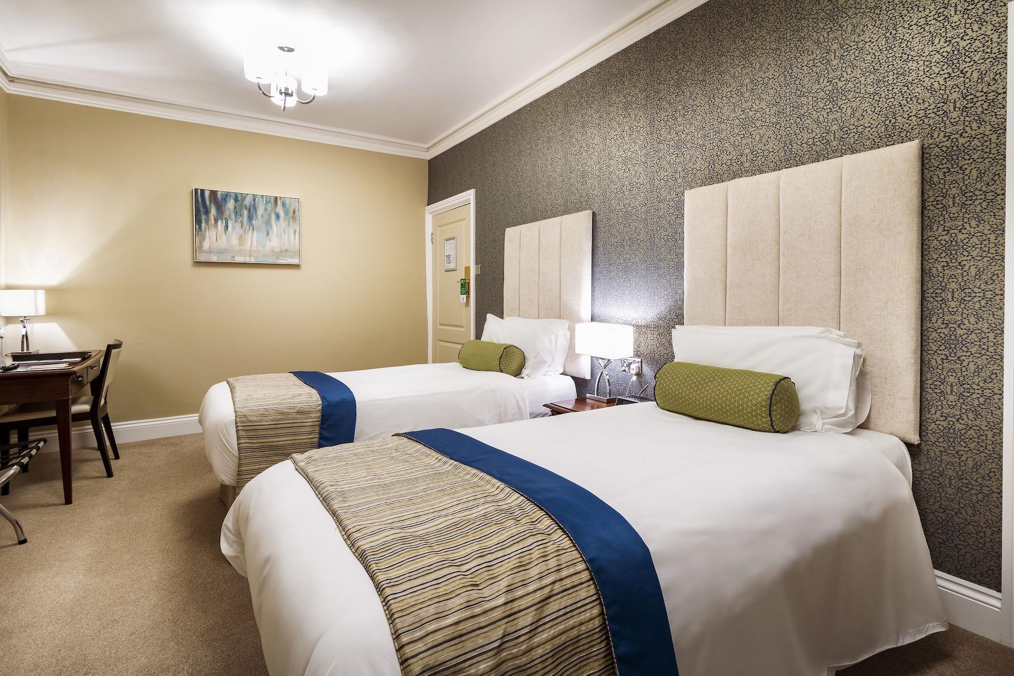 The Shrubbery Hotel, Илминстер Экстерьер фото